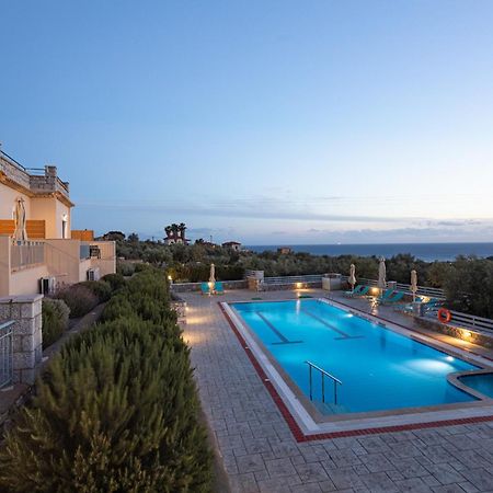 Sundy Maria Apartments Stoúpa Dış mekan fotoğraf