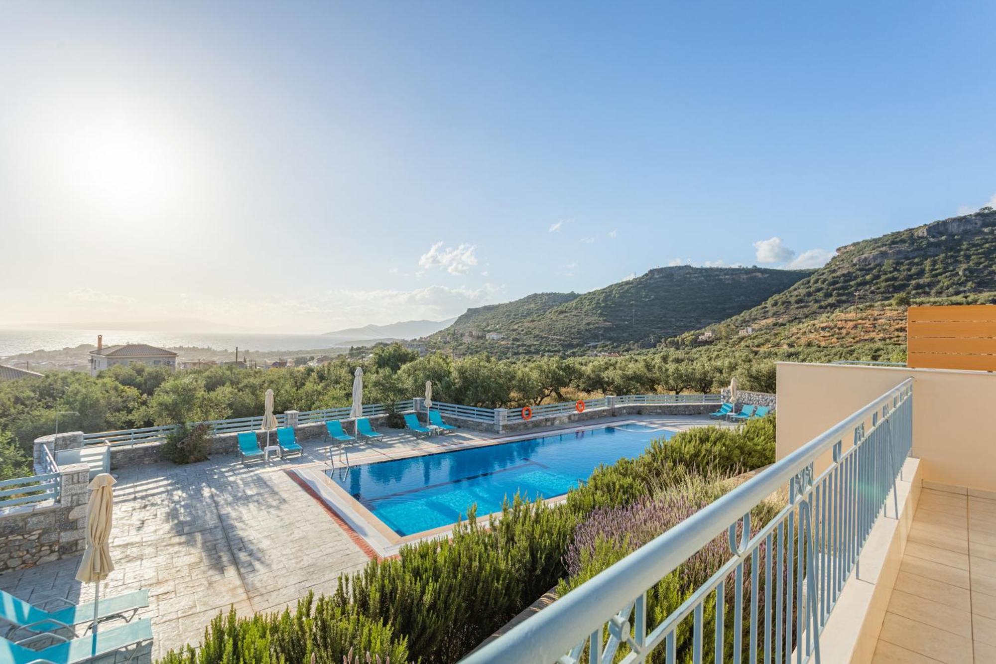 Sundy Maria Apartments Stoúpa Dış mekan fotoğraf