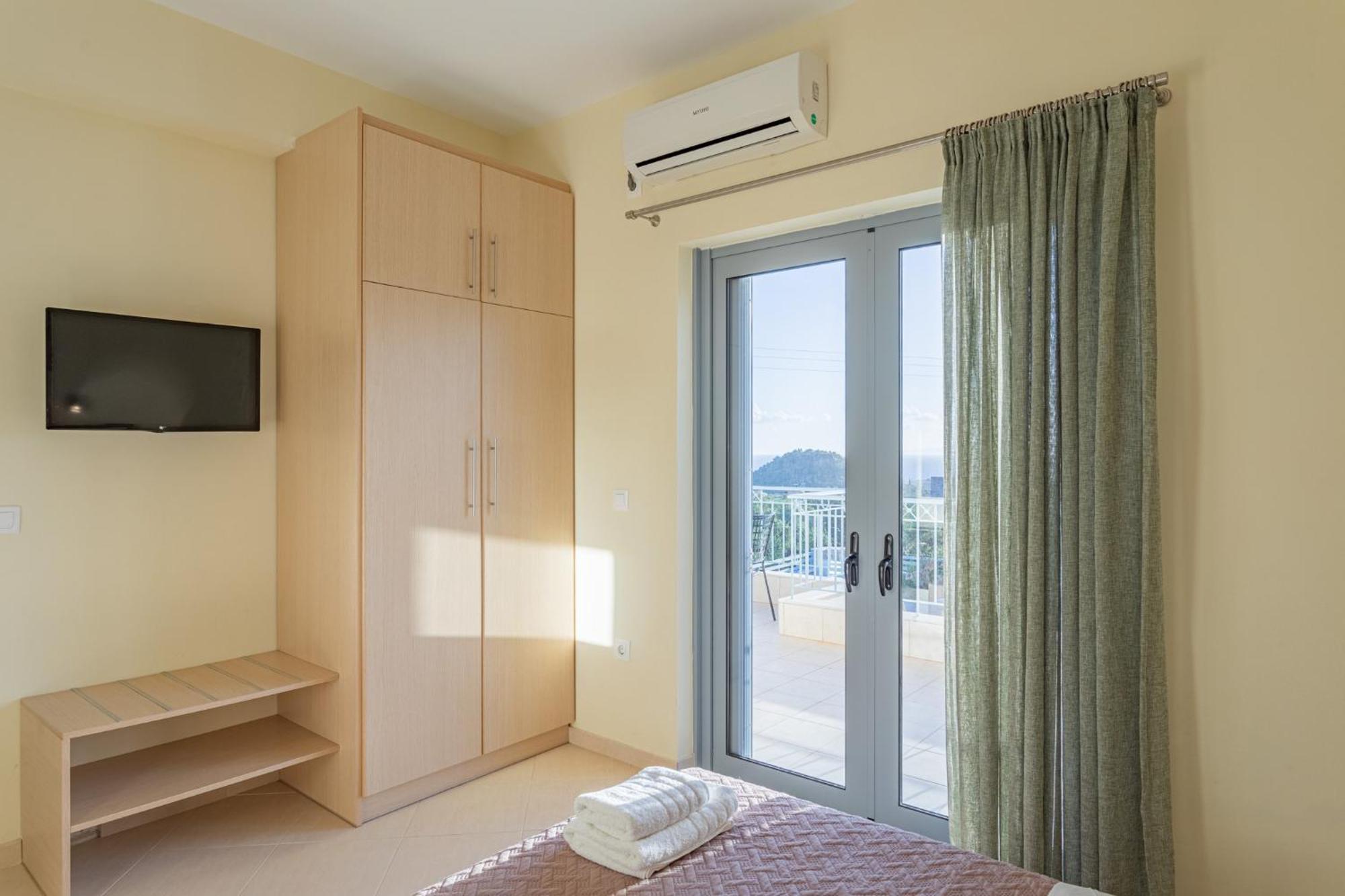 Sundy Maria Apartments Stoúpa Dış mekan fotoğraf
