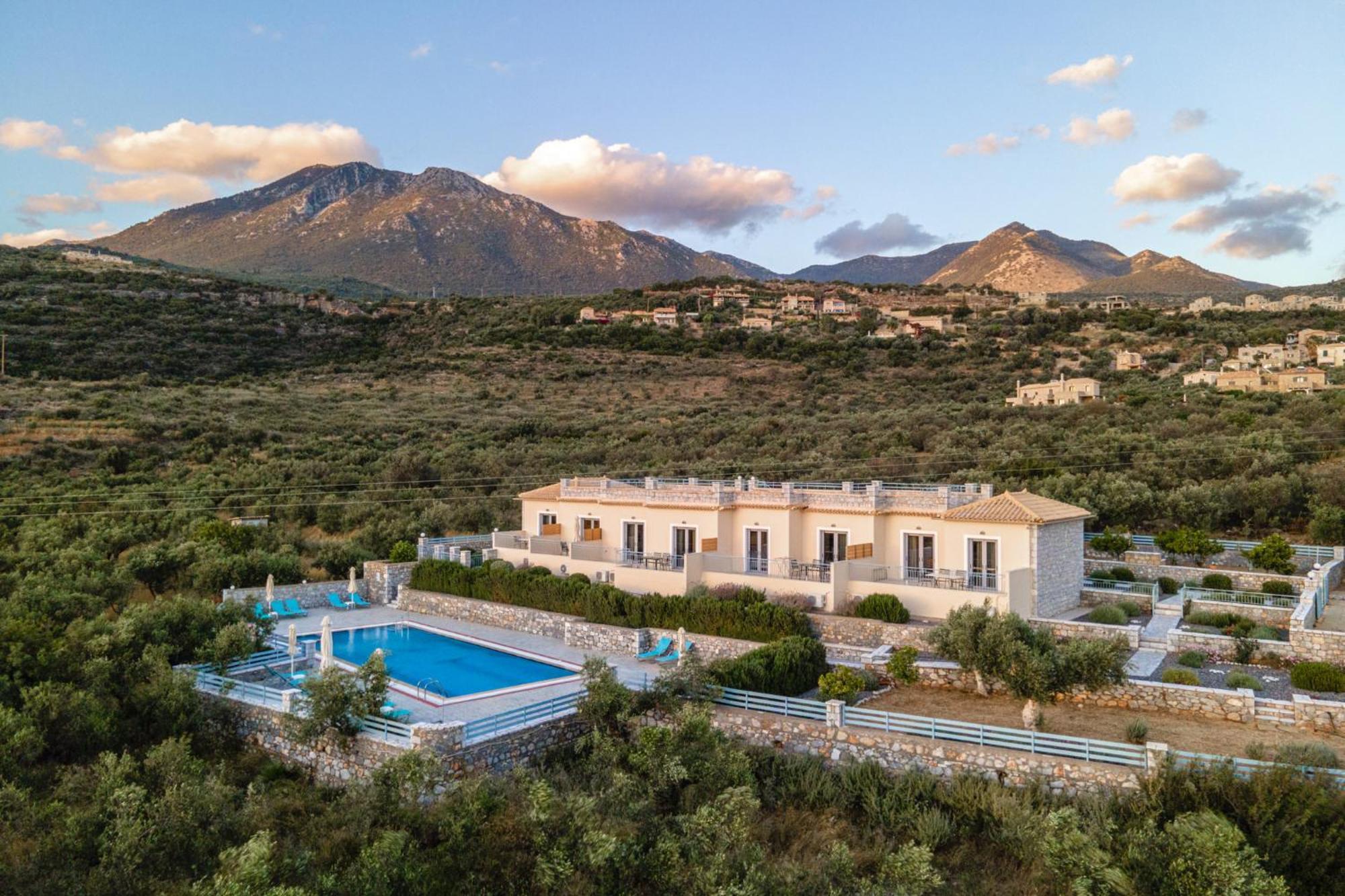 Sundy Maria Apartments Stoúpa Dış mekan fotoğraf